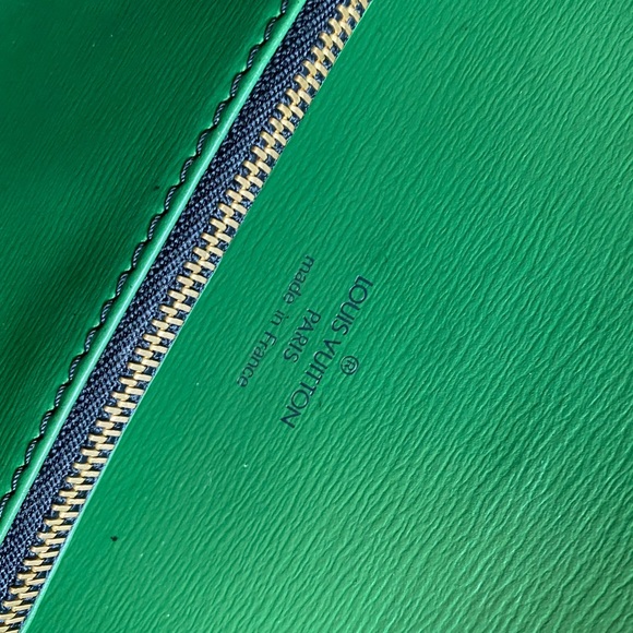 Louis Vuitton Sac Friedland Black and Green Epi Leather - Picture 11 of 15